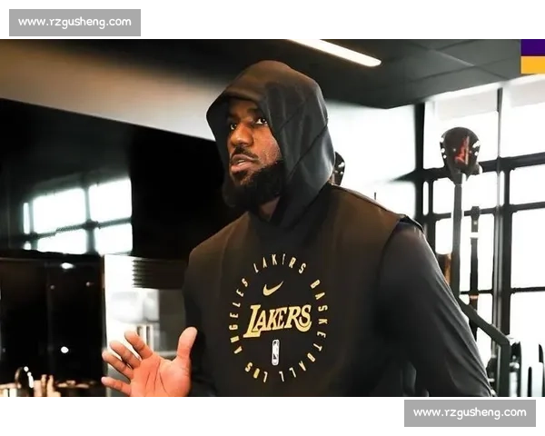 核心权更迭引爆湖人更衣室！詹姆斯拒当绿叶，佩林卡铁心押注东契奇